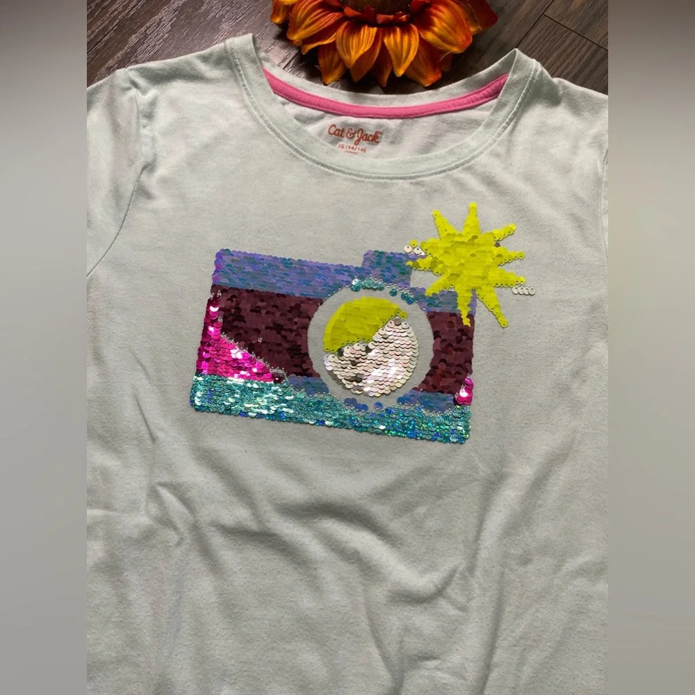 🌻5/$25🌻CAT & JACK Sequined Camera T-Shirt | X-LARGE | - Picture 3 of 5